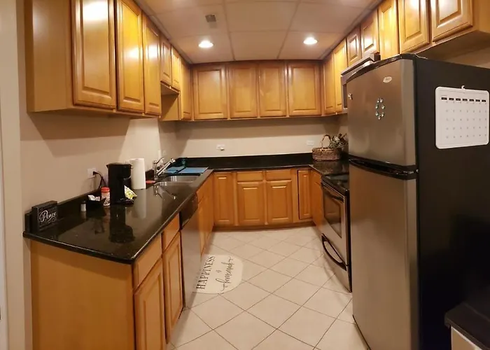Apartment The Valley View 2 Bedroom With Kit And Private Entry Bolingbrook