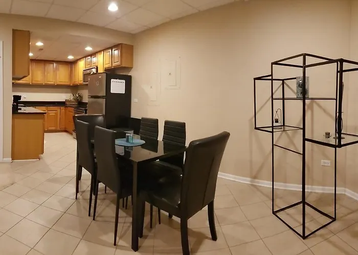 The Valley View 2 Bedroom With Kit And Private Entry *